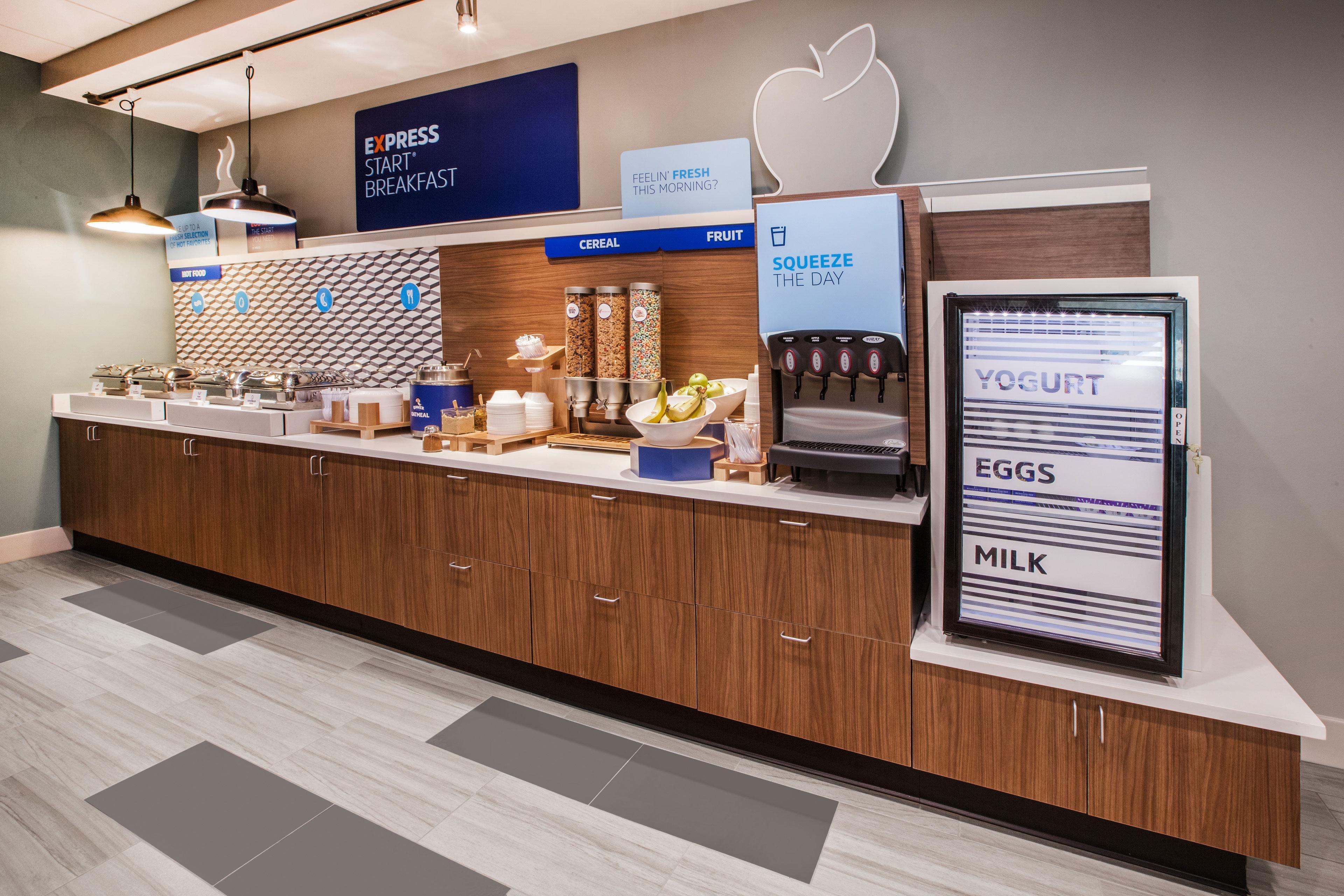 Holiday Inn Express & Suites Colorado Springs Central By Ihg Extérieur photo