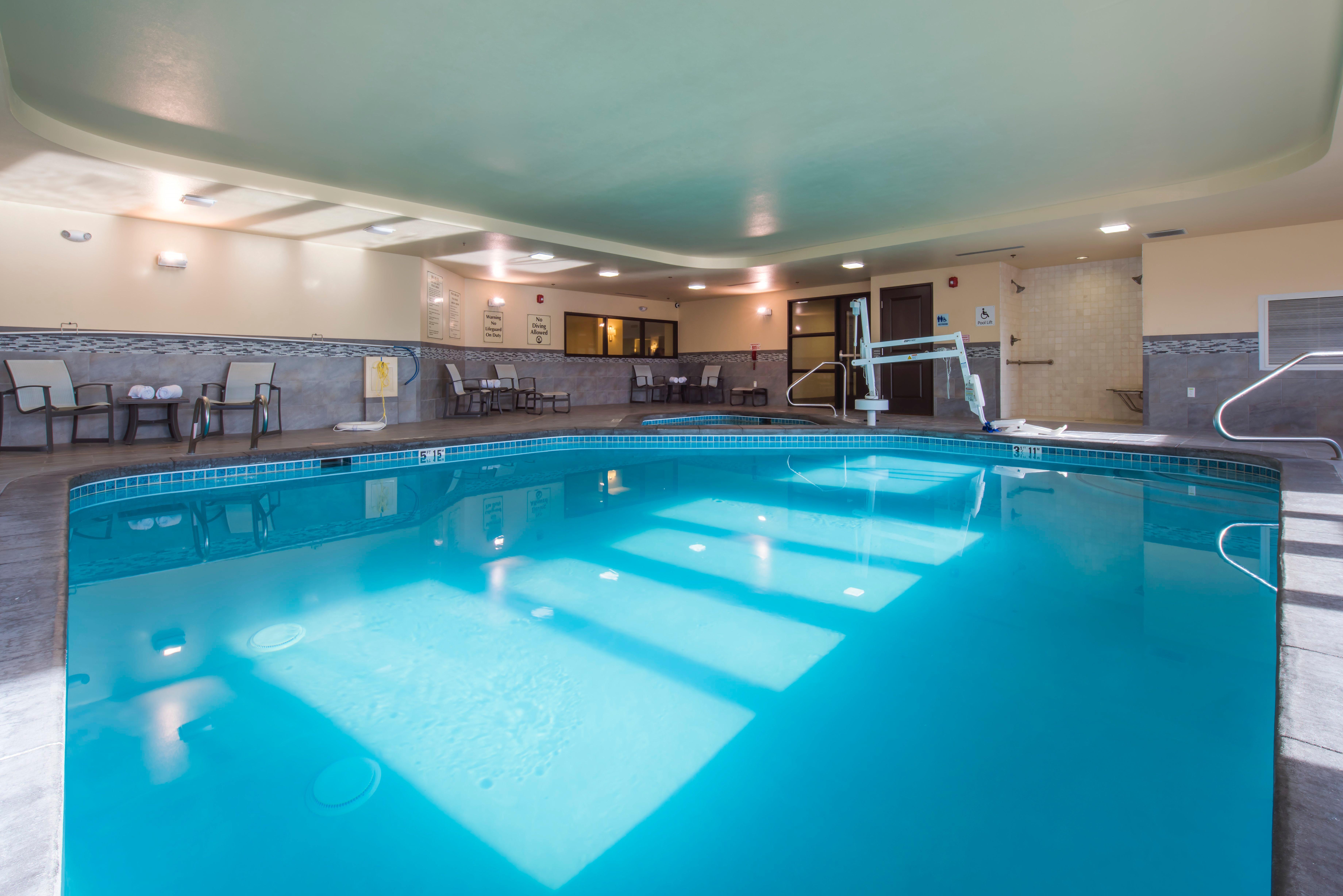 Holiday Inn Express & Suites Colorado Springs Central By Ihg Extérieur photo