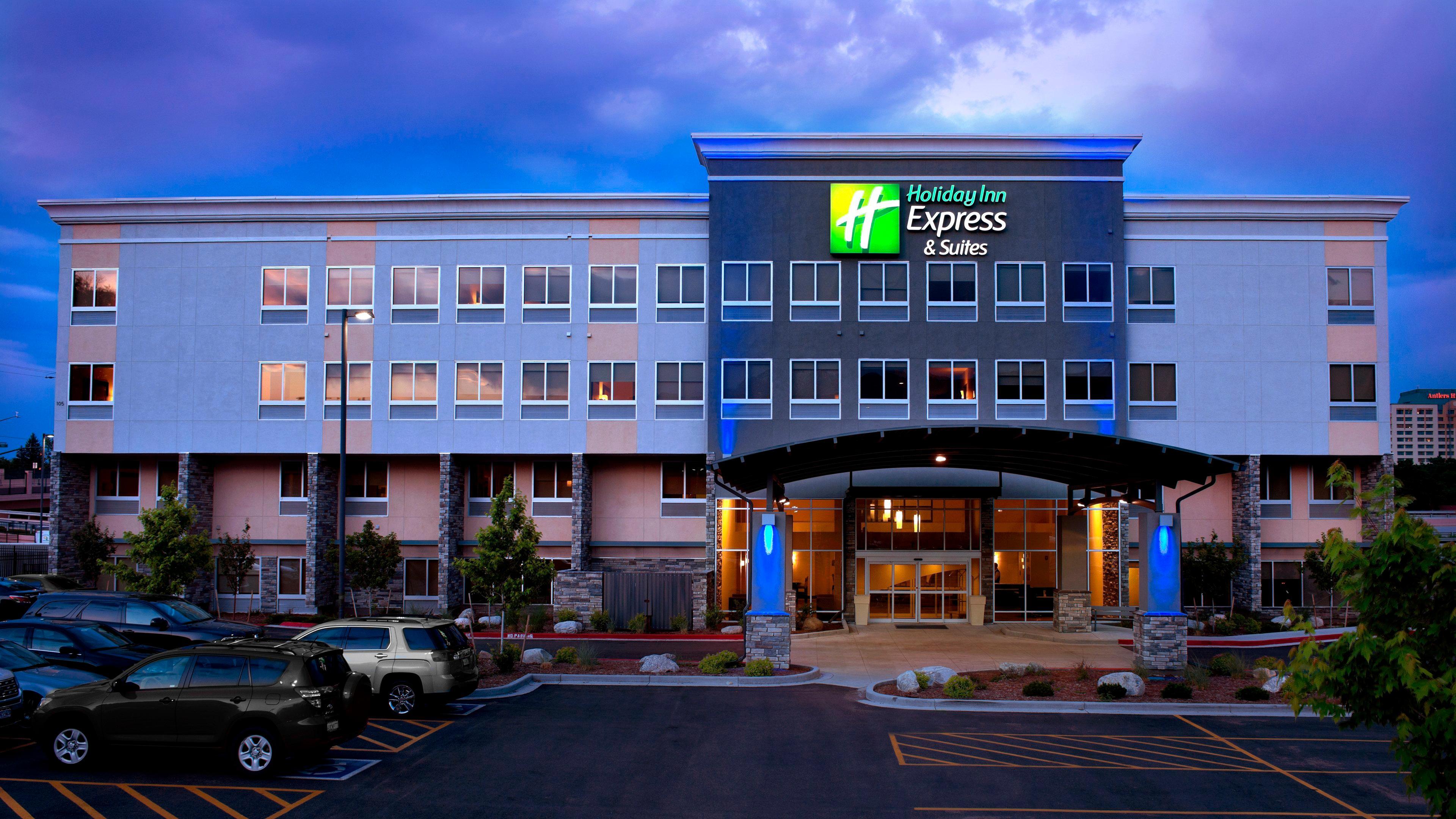 Holiday Inn Express & Suites Colorado Springs Central By Ihg Extérieur photo