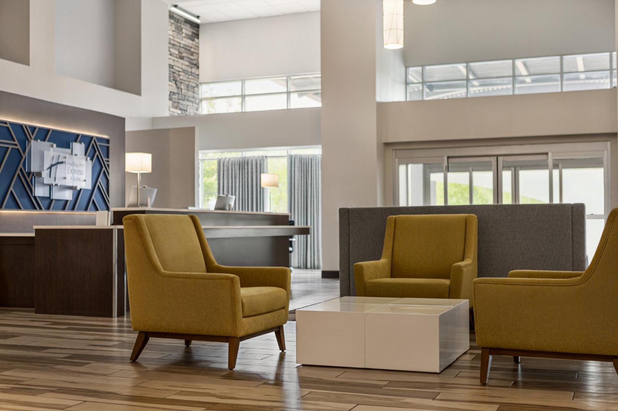 Holiday Inn Express & Suites Colorado Springs Central By Ihg Extérieur photo
