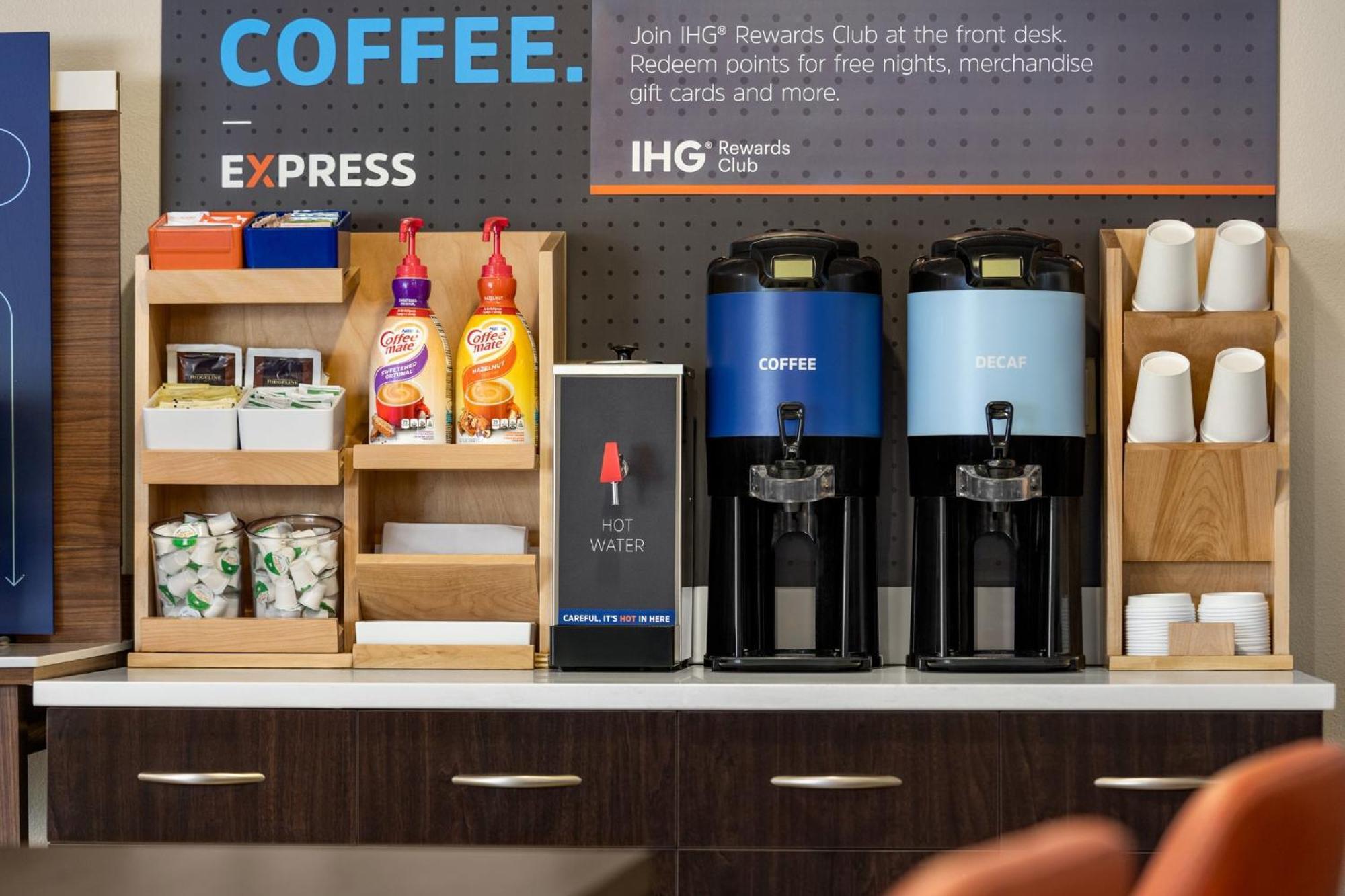Holiday Inn Express & Suites Colorado Springs Central By Ihg Extérieur photo